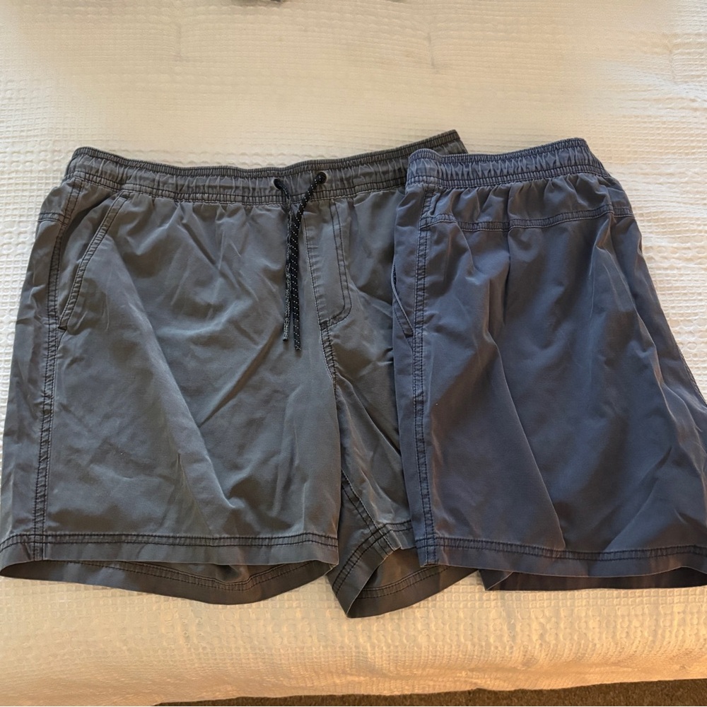 Bearbottom Men's Gray Shorts Set